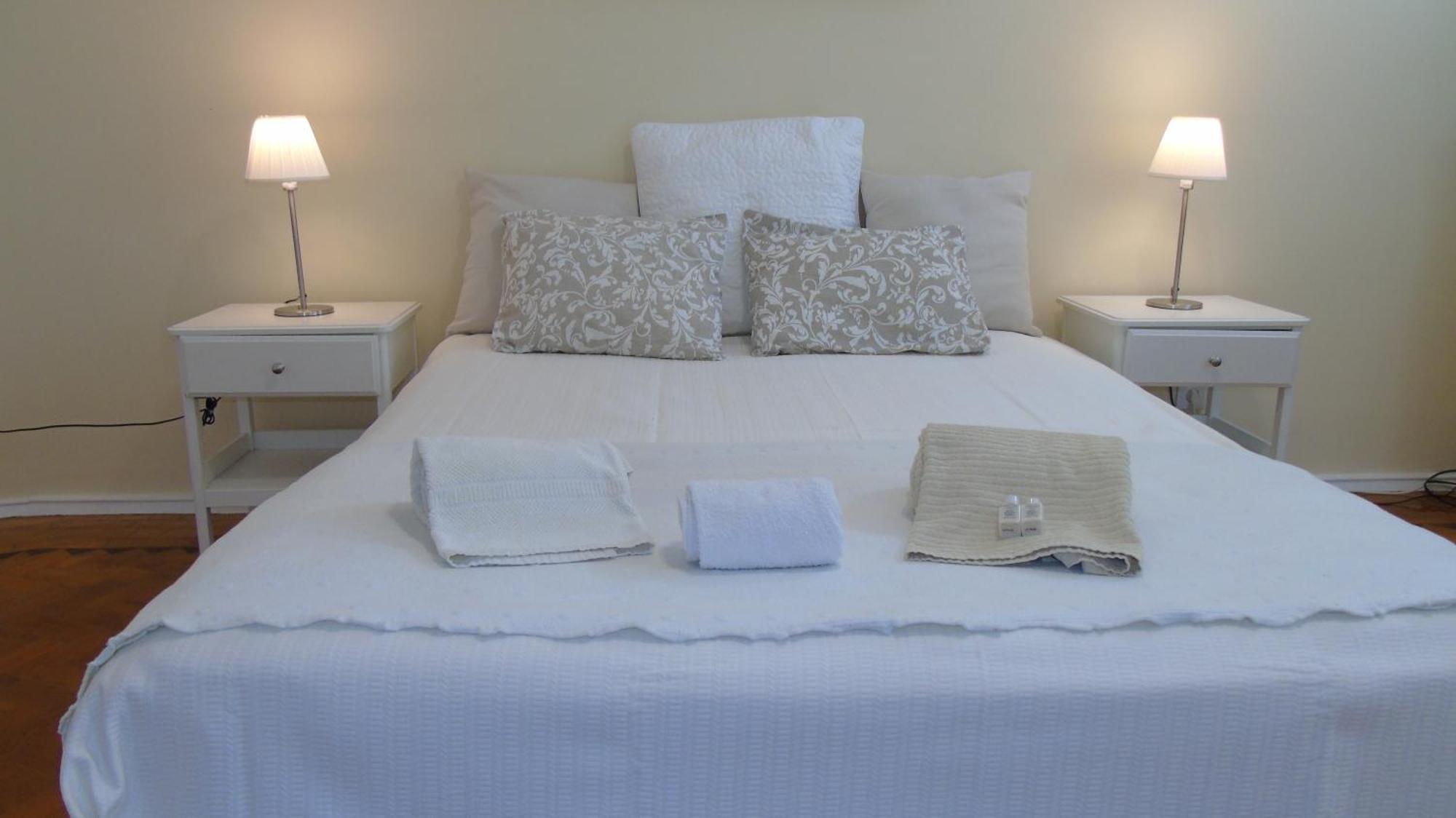 Graca River View Apartment Lisbon
